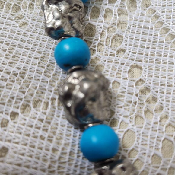 Boho Blue & Silver Chunky Necklace vintage - Full length 22", New with tag - Picture 2 of 4